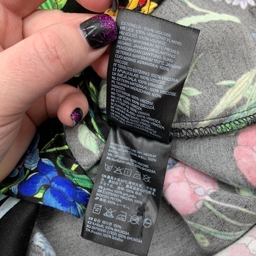 🎉H&M Black w/ Floral Pattern Long Sleeve Dress - Picture 6 of 7